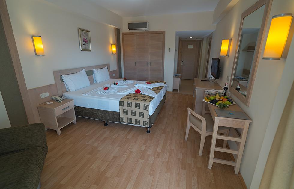 Side Breeze Hotel Antalya Exterior photo
